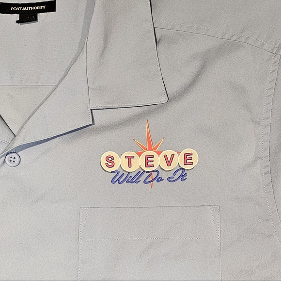 Port Authority Men's Light Blue‎ Short Sleeve Shirt With Design Size XXL - Picture 2 of 7